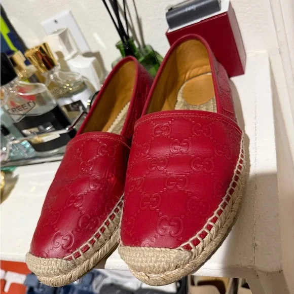 Gucci Crimson Espadrille Women's Shoes - Picture 1 of 6